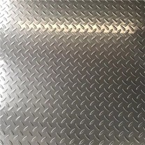 Karstā izpārdošana Karsti velmēta tērauda spole ar rakstu